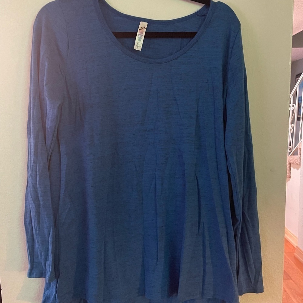 Solid lularoe long sleeve top